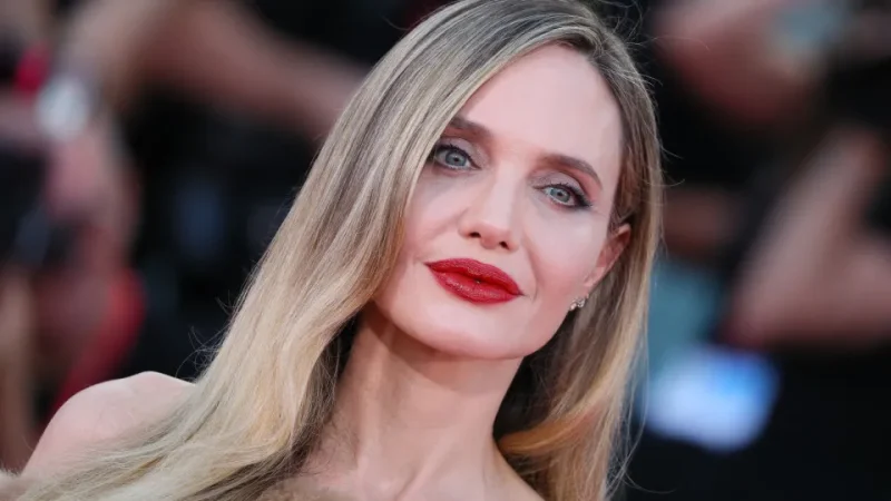 Angelina Jolie diz ter mentido para conseguir o papel de protagonista no filme ‘Maria Callas’