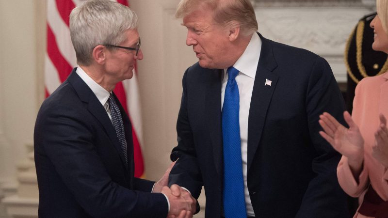 Apple anuncia que vai investir US$ 500 bi nos EUA – 24/02/2025 – Tec
