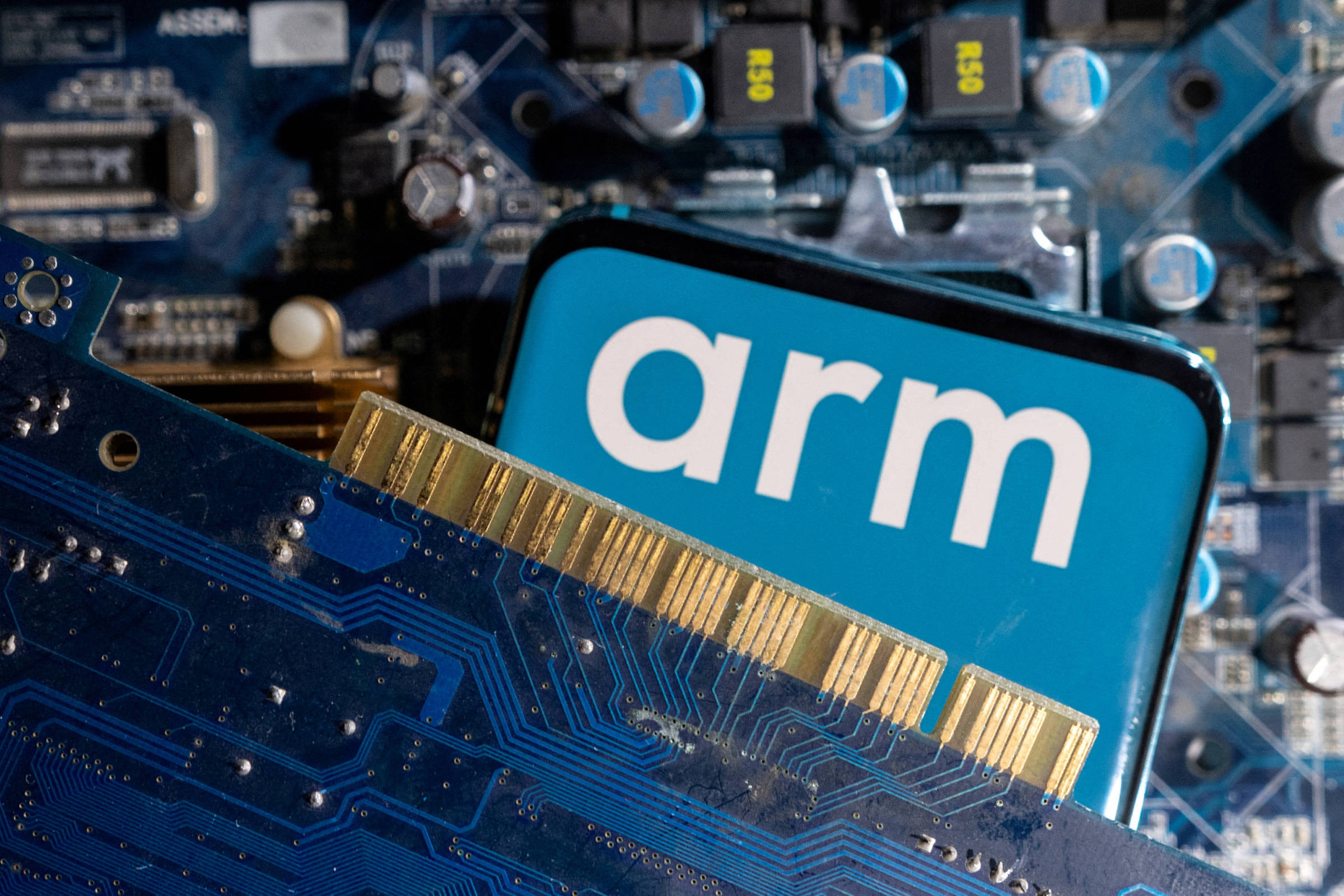 Arm lançará seu próprio chip em movimento que pode revolucionar a indústria de semicondutores – 17/02/2025 – Tec