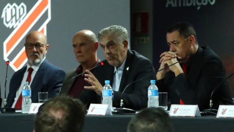 Athletico fez “manobra” para eleger novo vice de Petraglia