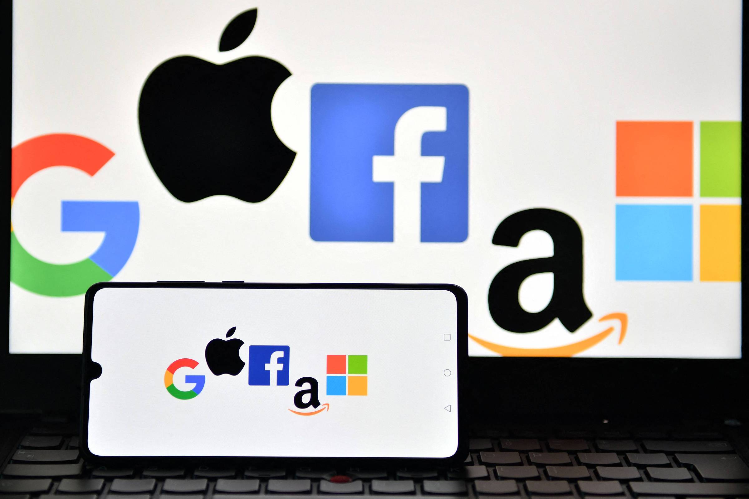 Big techs preveem gastar mais de US$ 300 bi com IA em 2025 – 07/02/2025 – Tec