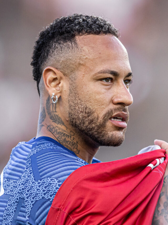 Bruna Marquezine? Neymar cobra caro após provocação