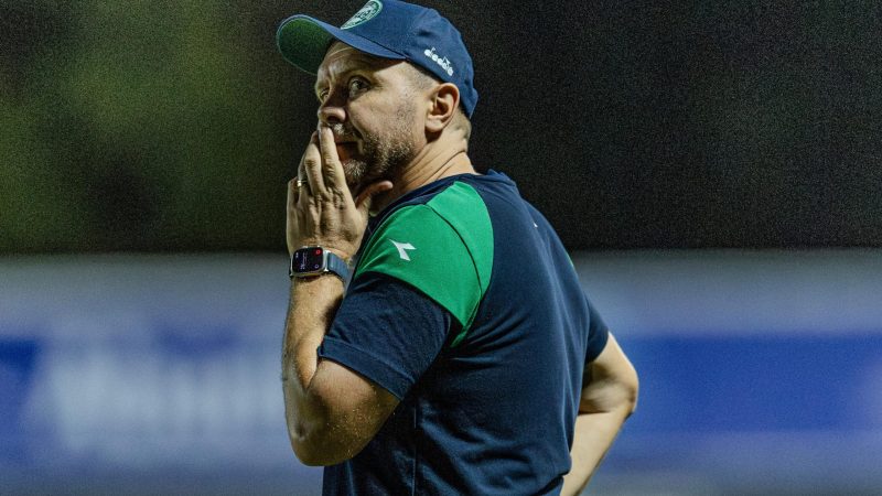 Mozart fala sobre cobranças e futuro no Coritiba