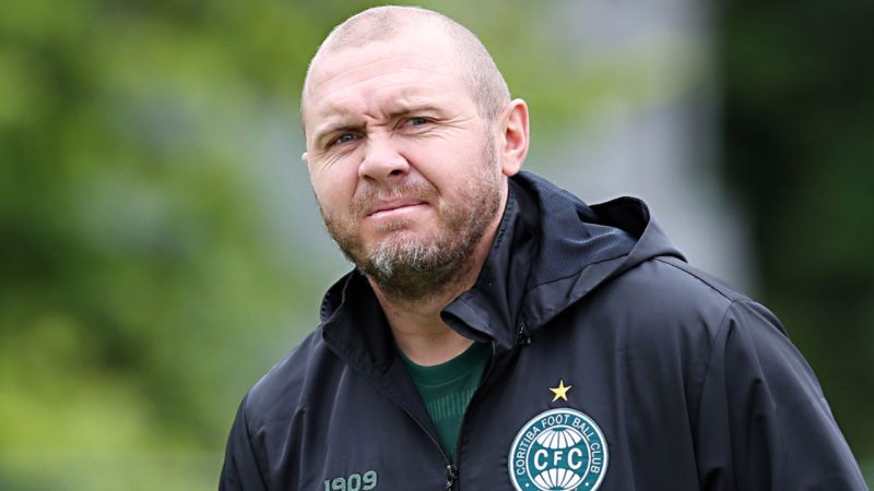 Mozart repete início turbulento de técnicos no Coritiba