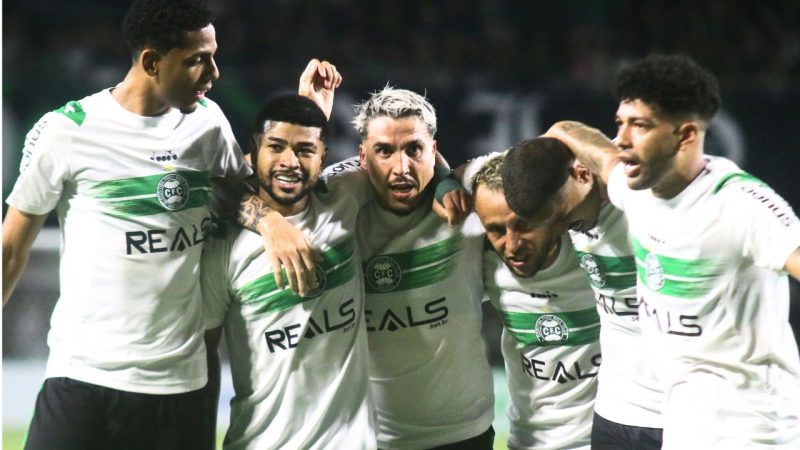 Cruzeiro demonstra interesse em Lucas Ronier, joia do Coritiba