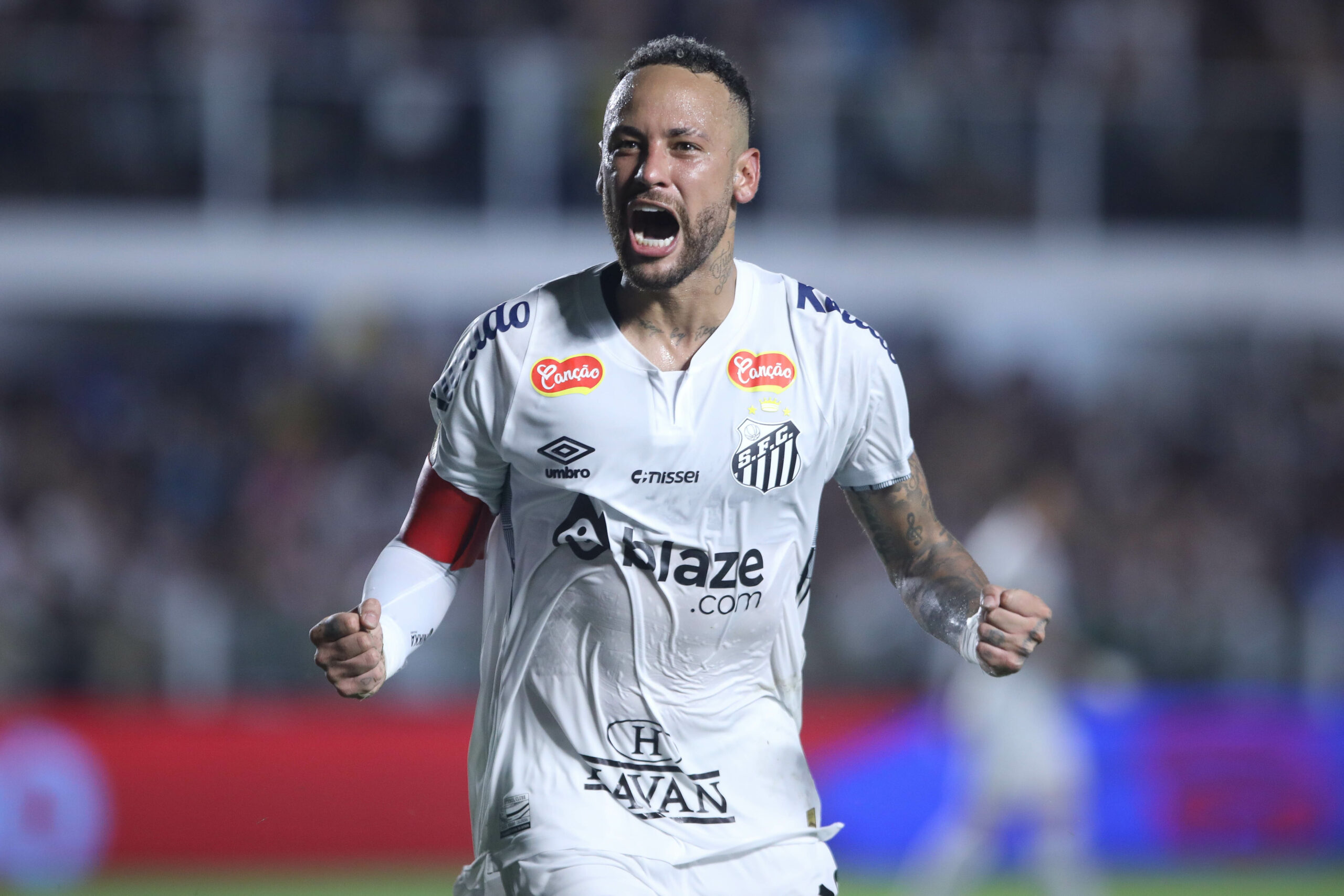 Em baixa! Saiba o valor de mercado de Neymar no Santos