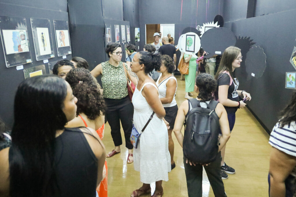Exposição sobre super-heróis negros encanta público em Hortolândia – Jornal Aqui Paulínia