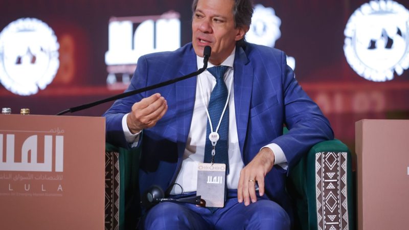 Inflação entre 4% e 5% é relativamente normal, diz Haddad