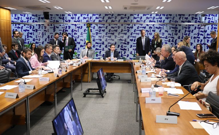 Líderes decidem votar nesta semana projetos para facilitar exportação de pequenas empresas – Notícias