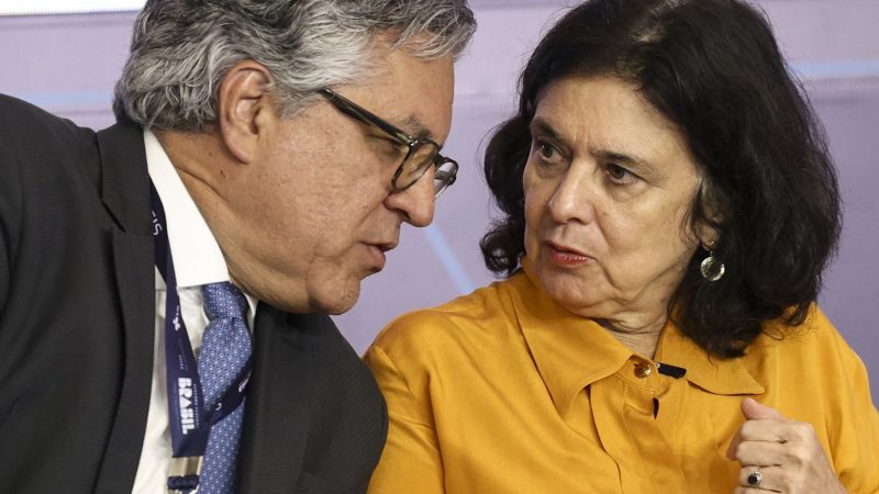 Lula decide substituir Nísia por Padilha no Ministério da Saúde