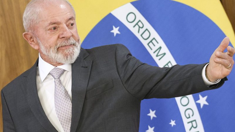 Lula defende direito à presunção de inocência de Bolsonaro