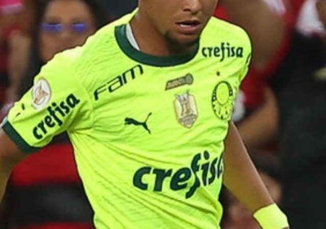 Mercado da Bola: Negociações do futebol neste sábado (1º)