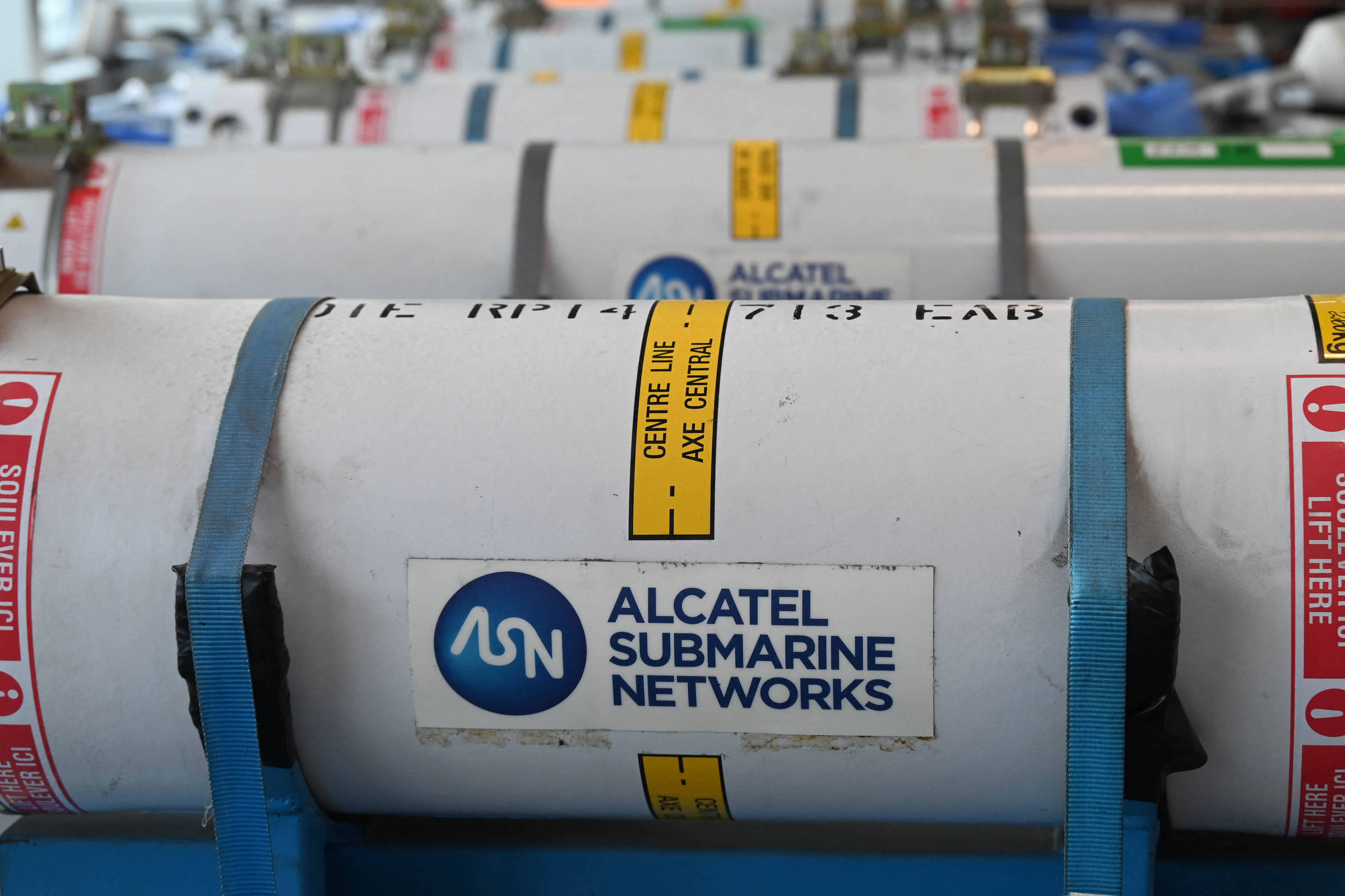 Meta instalará cabo submarino de 50.000 km; veja mapa – 18/02/2025 – Tec