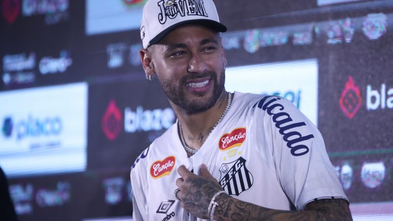 Neymar no Santos: Qual será o salário do craque no Peixe?