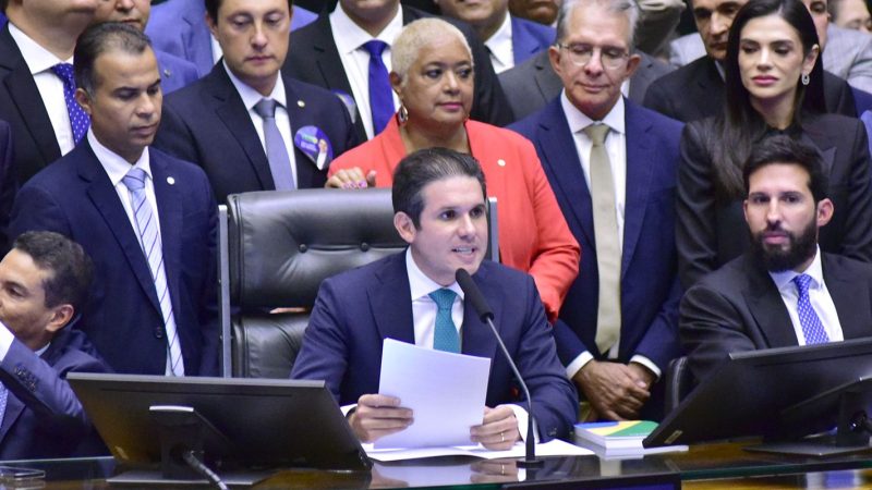 “O povo brasileiro não quer discórdia, quer emprego”, diz Hugo Motta