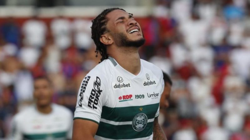 Paraná Clube se despede do Estadual contra Coritiba; relembre último clássico
