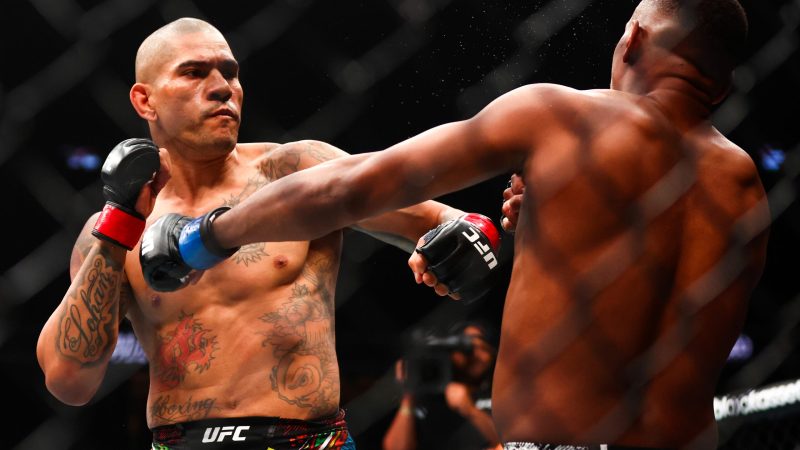 Poatan revela estar aberto a fazer as pazes com rival