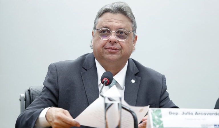 Presidente da CMO avalia que decisão de Dino vai destravar votação do Orçamento – Notícias