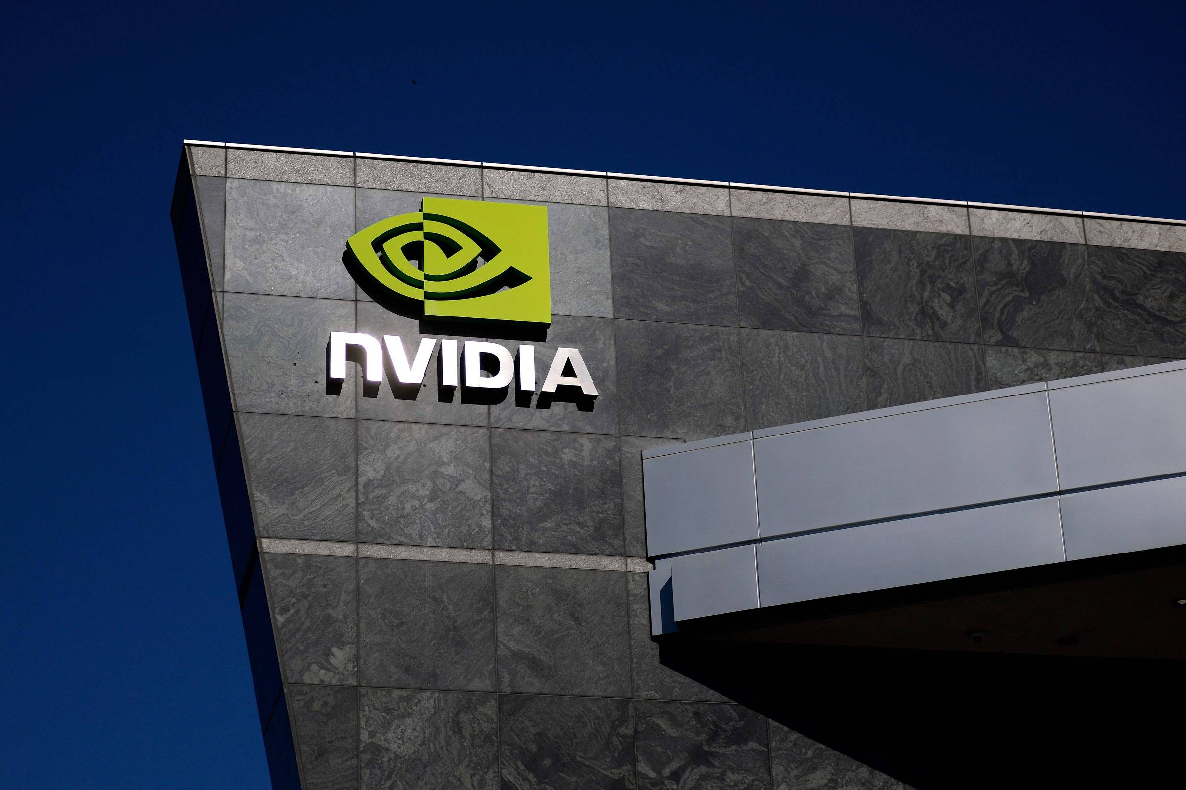 Receita e lucro da Nvidia disparam 80% com chips de IA – 26/02/2025 – Mercado