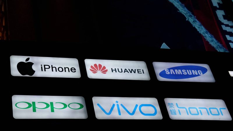 Smartphones chineses invadem mercado brasileiro – 04/02/2025 – Mercado