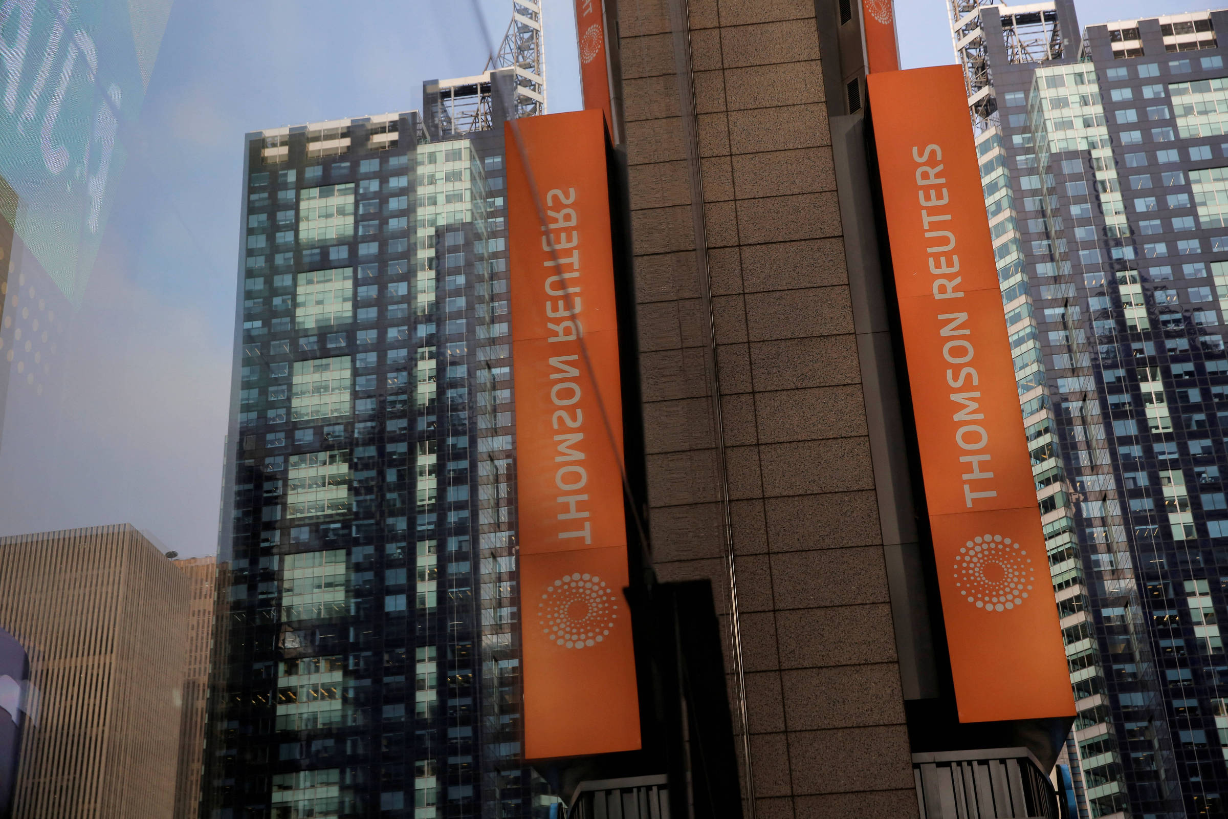 Thomson Reuters vence caso sobre direitos autorais e IA – 12/02/2025 – Tec