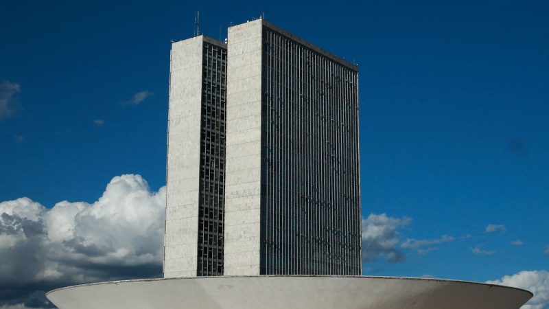 Três candidatos disputam a presidência da Câmara dos Deputados