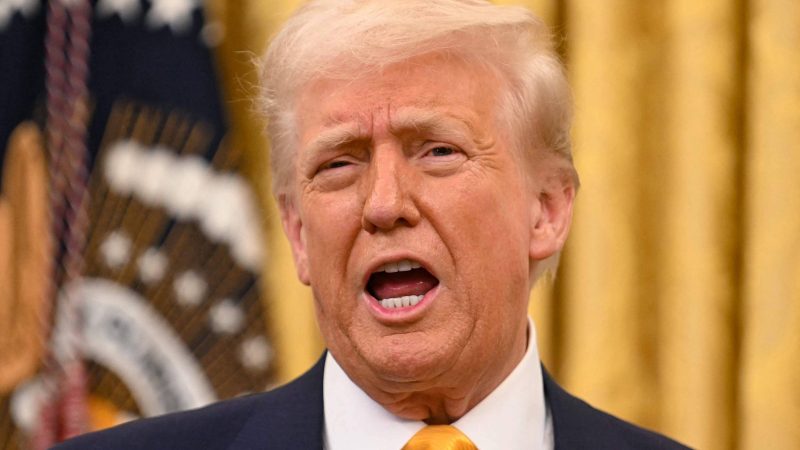 Trump diz que Apple vai transferir fábricas para os EUA – 21/02/2025 – Tec