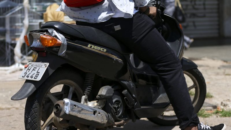 Vendas financiadas de veículos têm leve alta em janeiro