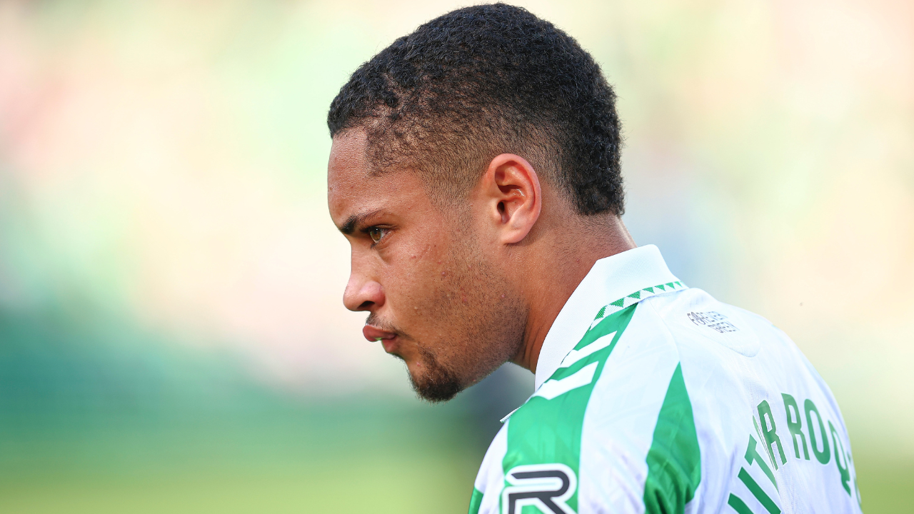 Vitor Roque vive situação delicada e Barcelona define futuro