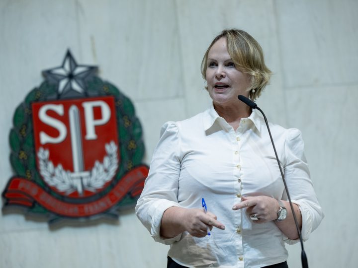 Ana Perugini discute fila de espera por cirurgias nesta quinta em Hortolândia