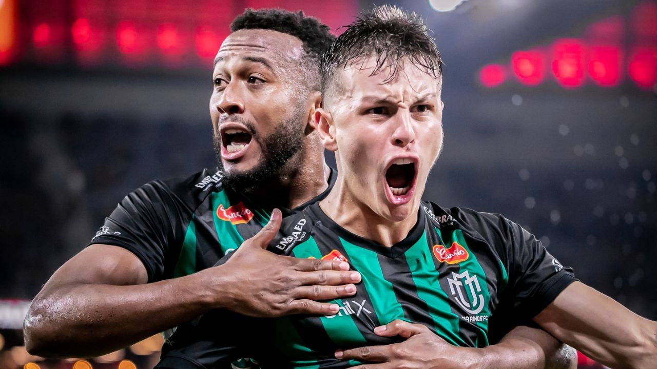 Athletico e Coritiba travam batalha por Matheus Moraes do Maringá