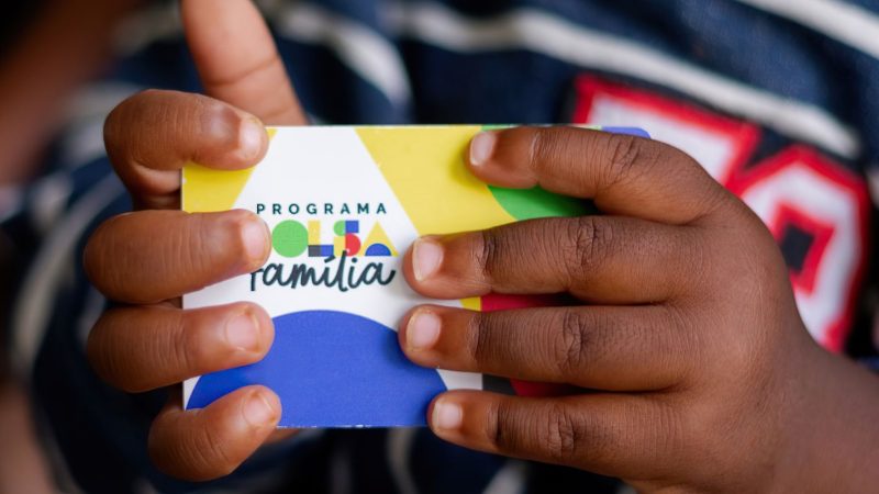 Caixa paga Bolsa Família a beneficiários com NIS de final 3