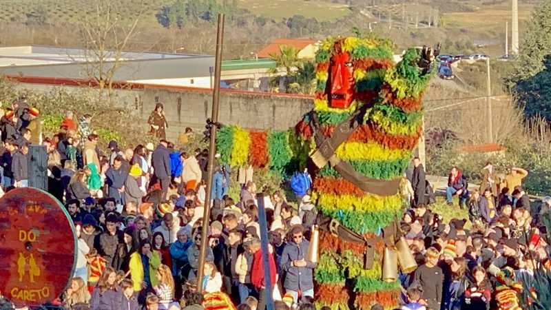 Conheça o tradicional Carnaval de Podence, em Portugal – 08/03/2025 – Turismo