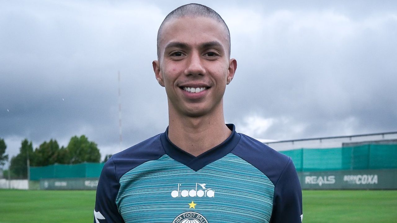 Coritiba tem problema na lateral e liga alerta para Série B