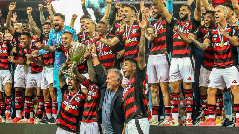 Flamengo é bicampeão carioca após empate sem gols com Fluminense
