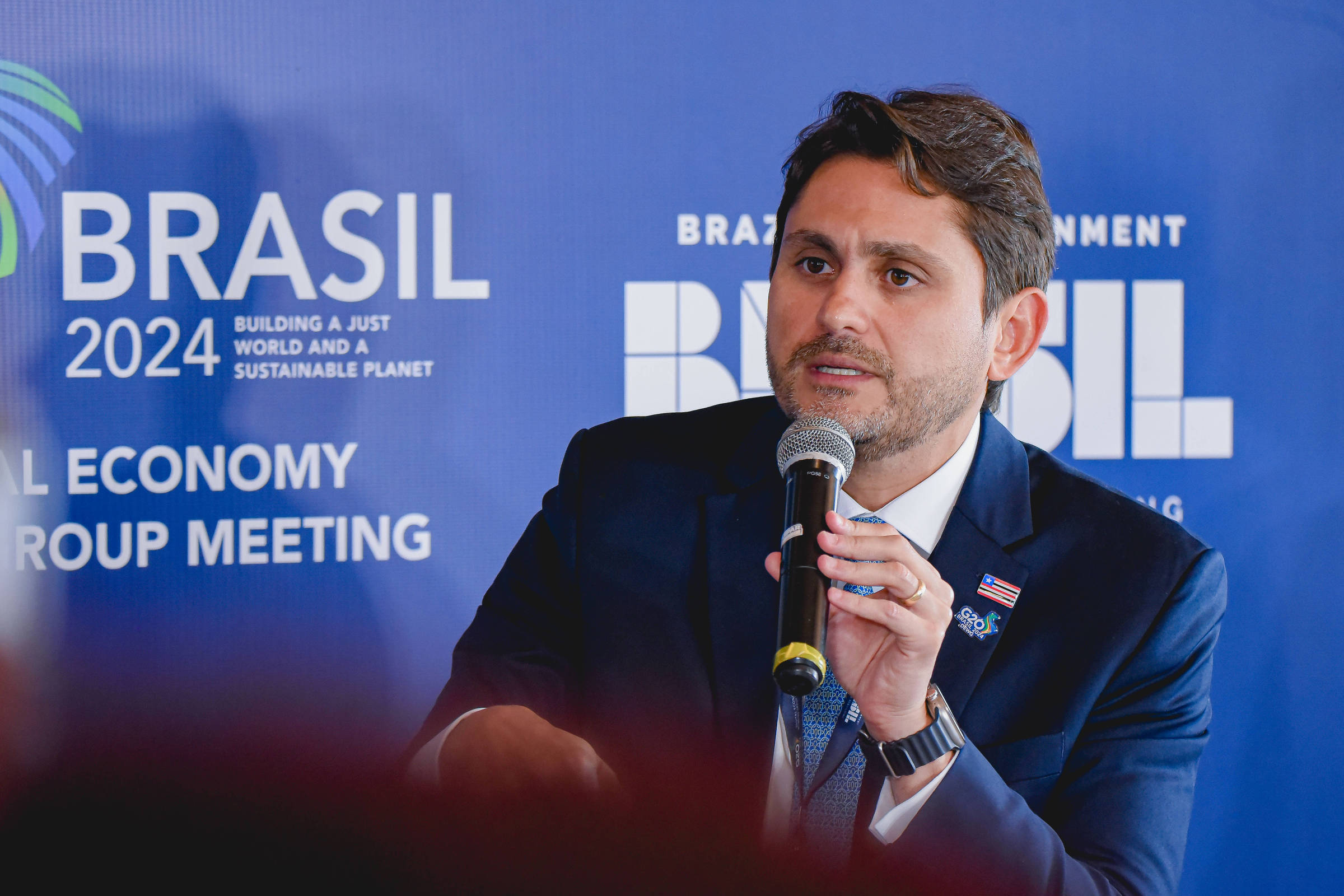 Governo retoma debate sobre taxação de big techs em 2025 – 03/03/2025 – Mercado