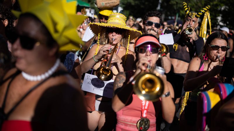 Governos alucinam sobre número de turistas no Carnaval – 13/03/2025 – Cotidiano