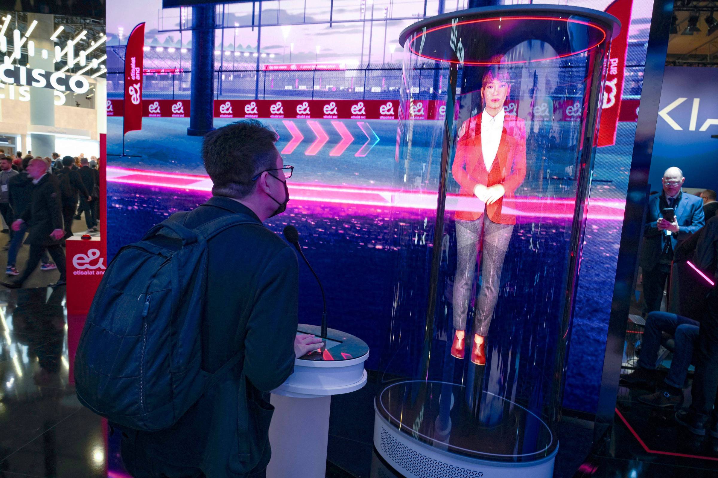 IA e lançamentos deixam teles de lado em edição pop do MWC – 08/03/2025 – Tec