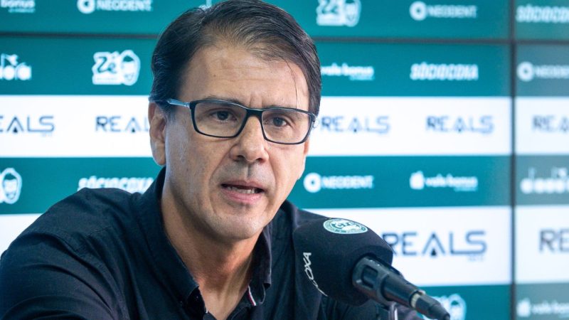 Jorge Andrade garante que clube vai subir e vê elenco competitivo