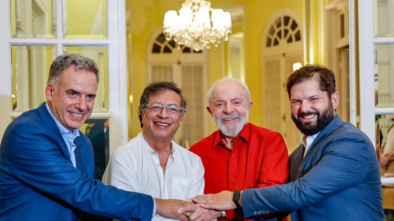 Lula diz que Zelensky foi humilhado por Trump: “cena grotesca”