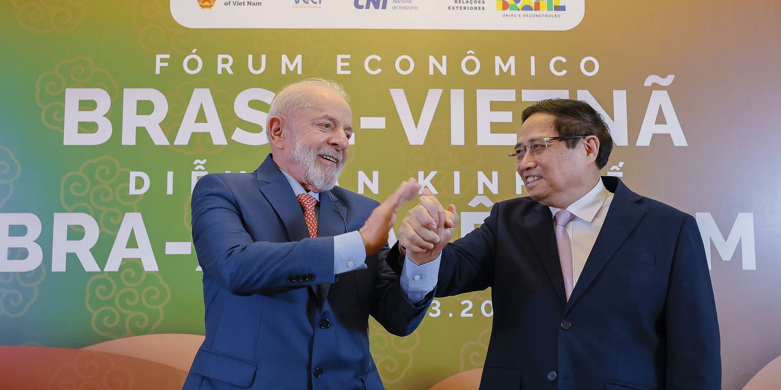 Lula encerra viagem ao Vietnã com discurso em Hanói