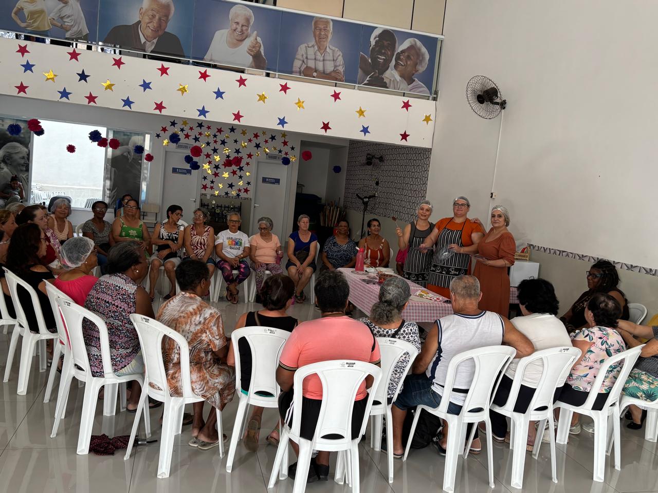 Oficina de Páscoa reúne idosas para aprender técnicas de manuseio de chocolates no CCMI do Jd. Amanda  – Jornal Aqui Paulínia
