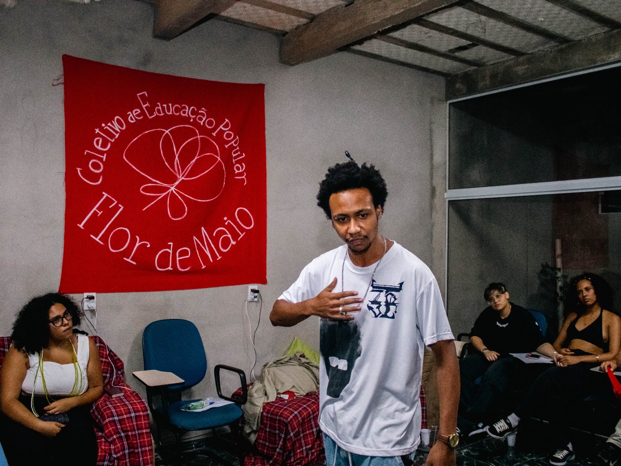 Oficina de slam poetry em Hortolândia ensina a galera sobre a arte da poesia falada – Jornal Aqui Paulínia