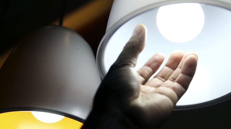 Depois de queda em agosto, inflação oficial sobe 0,48% em setembro