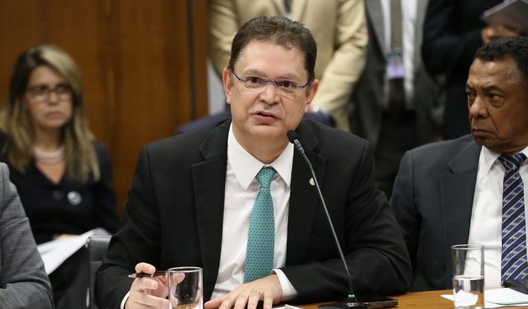 Projeto proíbe gestão de empresa por condenado que se usa do negócio para estelionato – Notícias