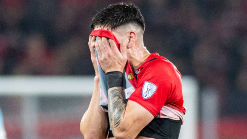 Zapelli vive jejum de gols e segue com oscilações