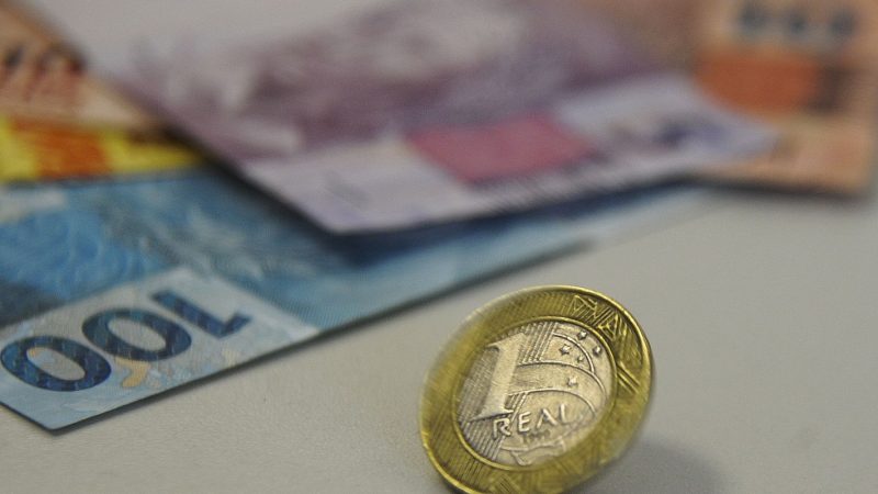 Receita paga lote da malha fina do Imposto de Renda nesta segunda