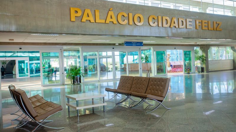 Sargento Camargo sugere posto de atendimento da CPFL e da Sabesp no Paço Municipal – Câmara Municipal de Paulínia – Jornal Aqui Paulínia
