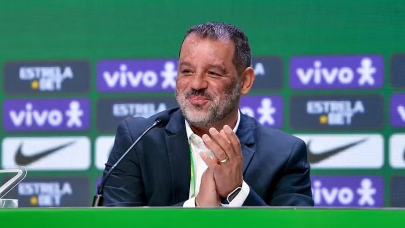 Seleção brasileira de futsal joga torneio em São José dos Pinhais