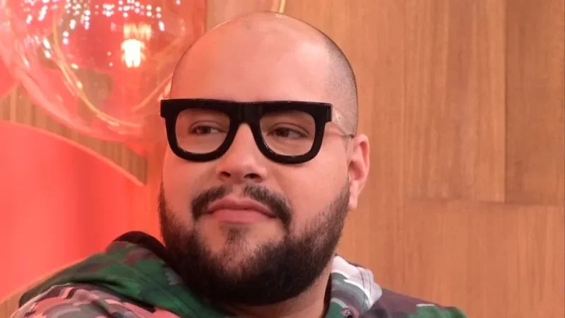Tiago Abravanel diz que é comparado ao cantor Teddy Swims, que se apresenta no Lolla